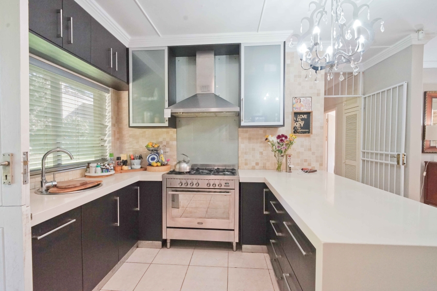 4 Bedroom Property for Sale in Nahoon Valley Park Eastern Cape